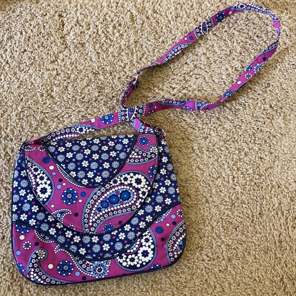 Vera Bradley shoulder bag in excellent condition